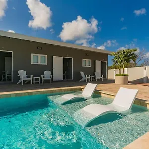 Piece Of Paradise Apartment